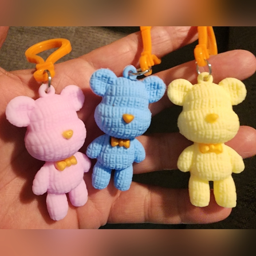 Bear Set of 3 With Clip. No Cancelations or Return